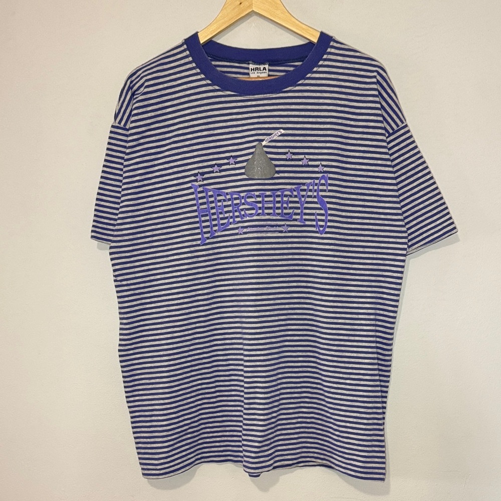 Vintage Hershey's Chocolate T-Shirt / XL / Single Stitch / 90s